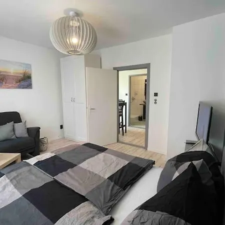 アパート Renovierte Ferienwohnung In Altenbruch *