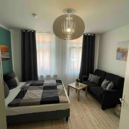 Renovierte Ferienwohnung In Altenbruch アパート クックスハーフェン